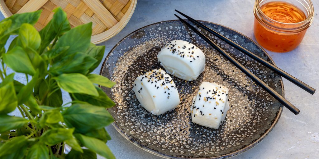 Steamed buns