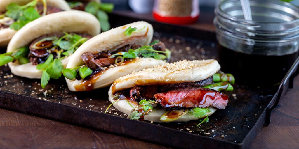 Grillad biff i bao bröd